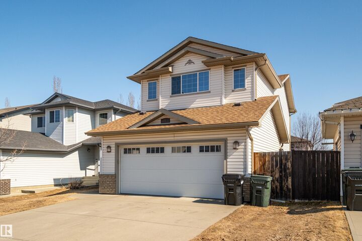 Property Photo:  4 Spring Grove Crescent  AB T7X 4M9 