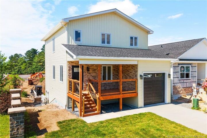 Property Photo:  6 Briar Brook Place  NB E3A 3N1 