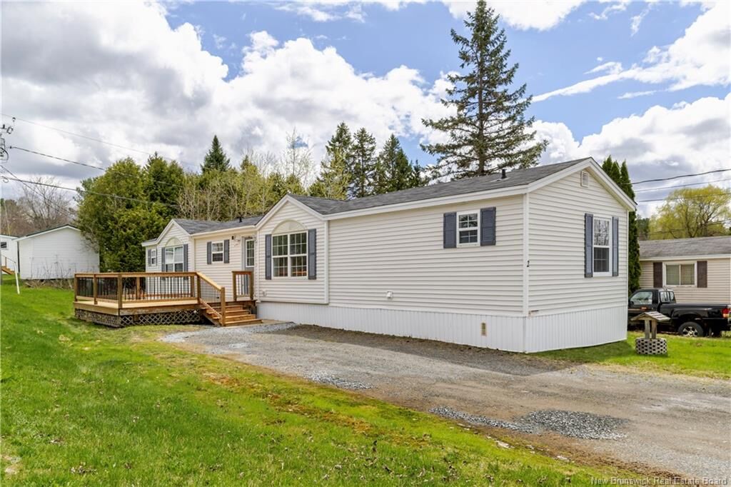 Photo de la propriété:  2 Veinot Street  NB E3B 6T3 