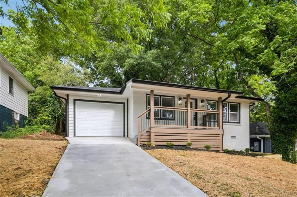 Property Photo:  354 Brooks Avenue SW  GA 30310 