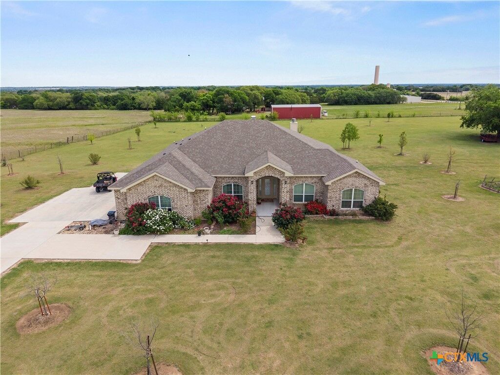 Property Photo:  118 County Road 274  TX 76528 