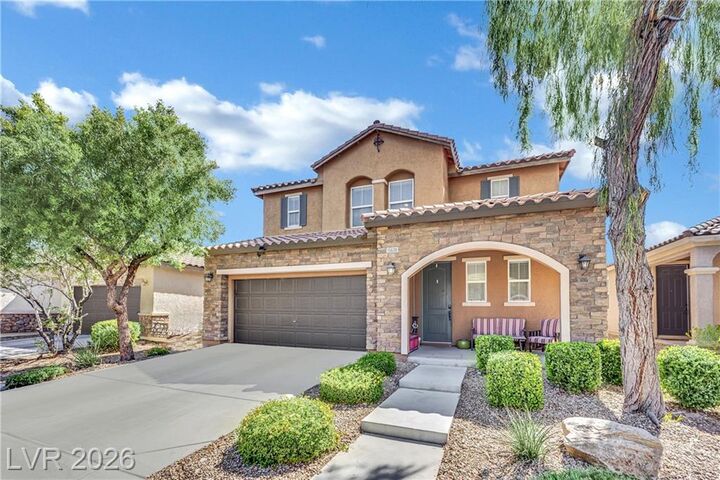 Property Photo:  