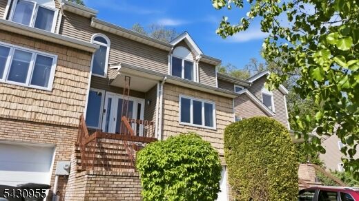 Property Photo:  34 Edgefield Dr  NJ 07950 