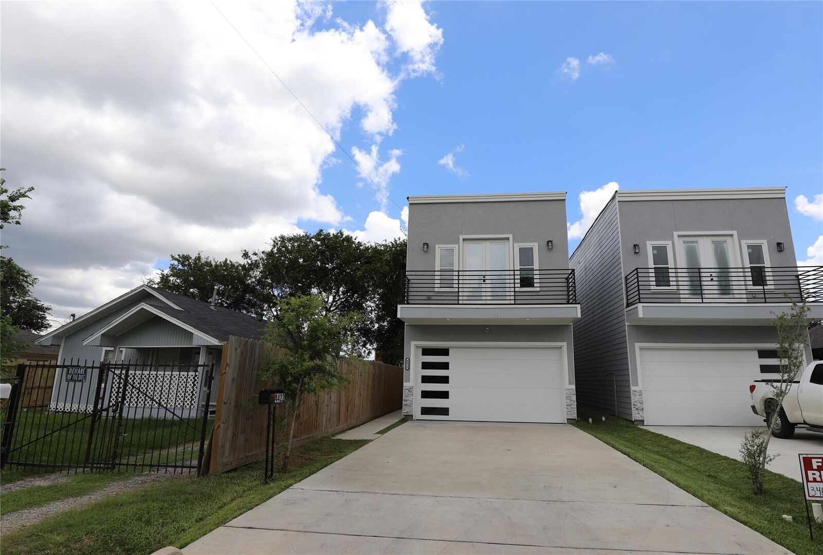 Property Photo:  4422 Phlox Street  TX 77051 