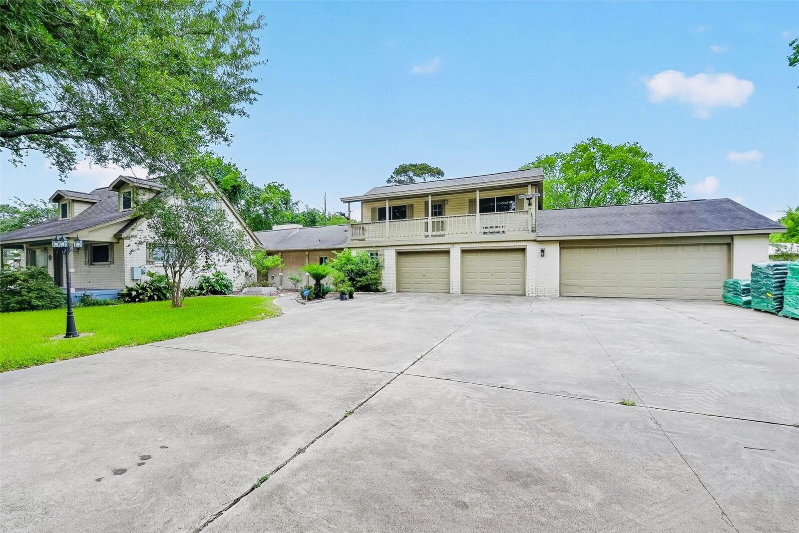 Property Photo:  17125 County Road 127  TX 77581 
