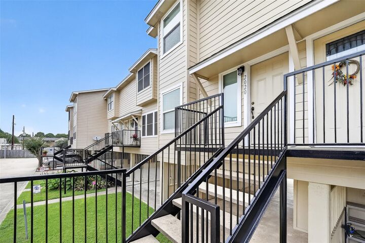 Property Photo: 2020 Harbour Drive TX 77586
