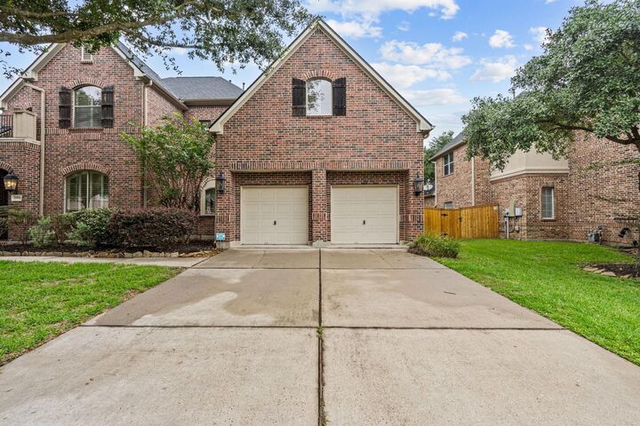 Property Photo: 22922 Deforest Ridge Ln TX 77494