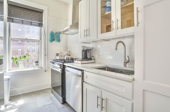 Property Photo:  103 12th St 5  NJ 07030 