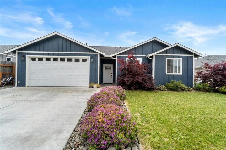 Property Photo:  131 Ridge View Court  CA 95540 
