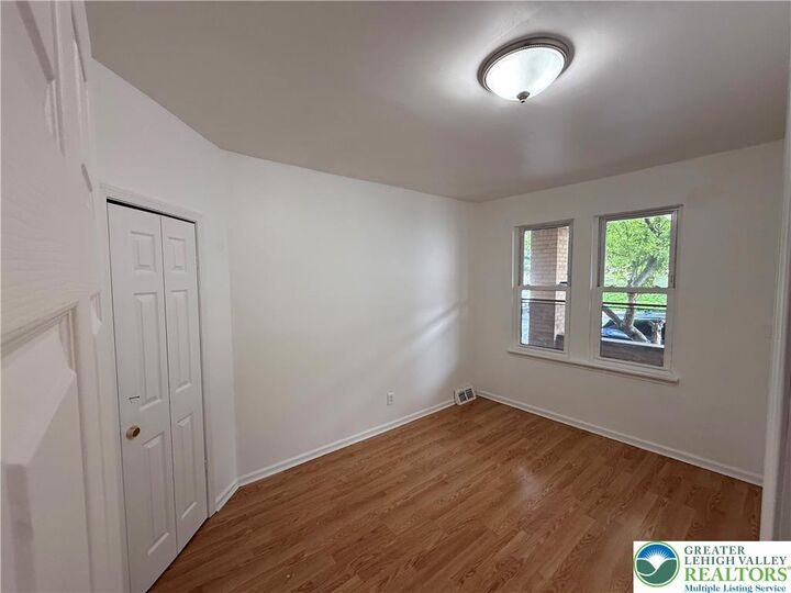 Property Photo:  1113 E 4th Street 1  PA 18015 