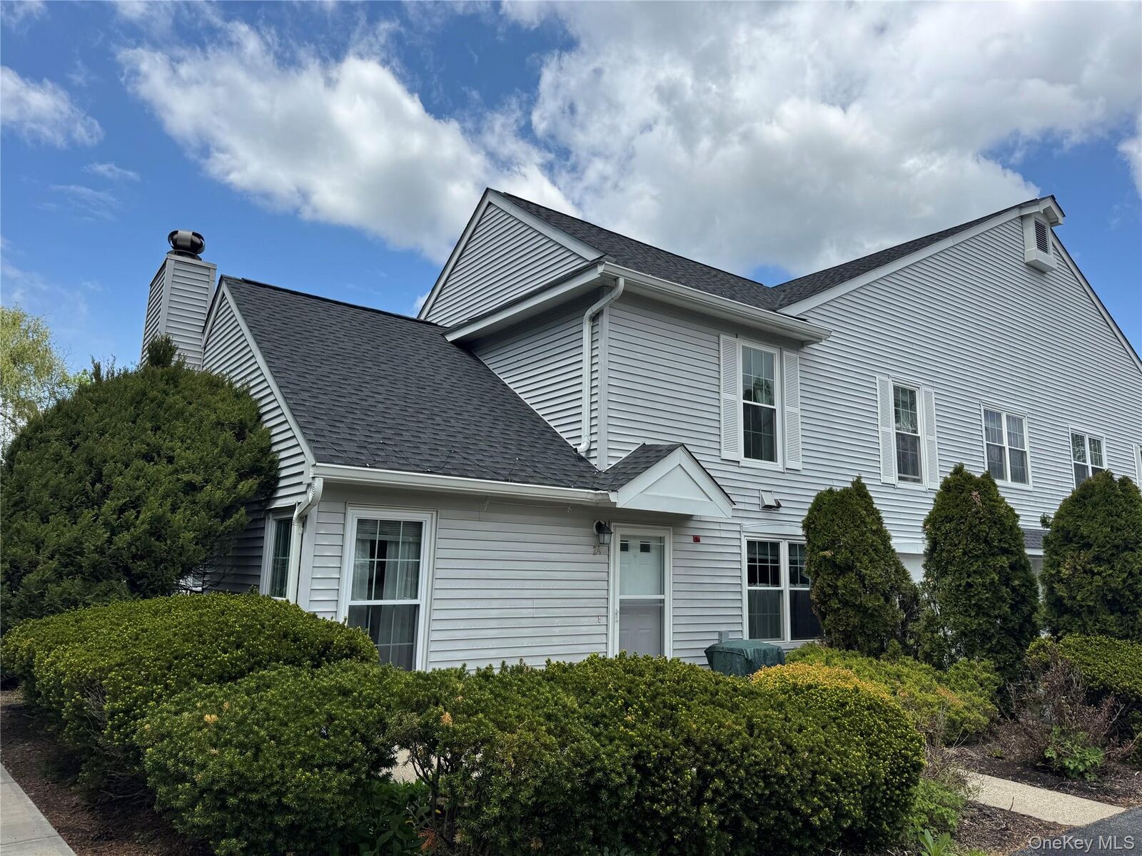Property Photo:  24 Olde Wagon Road  NY 10990 