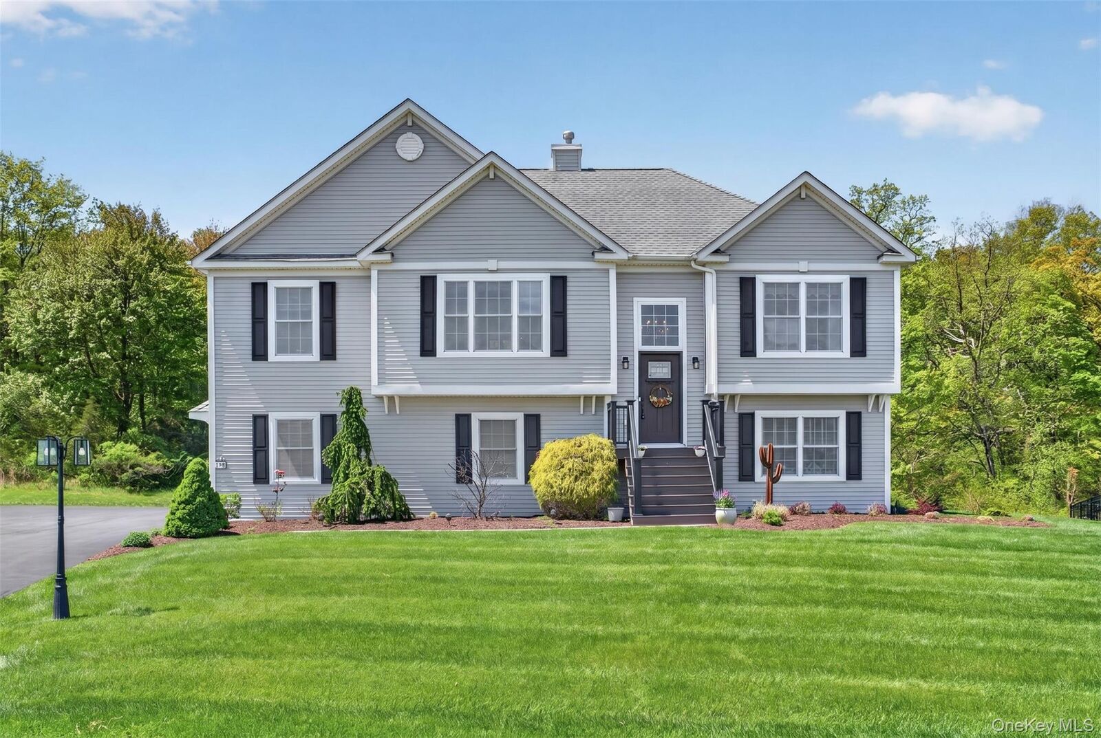 Property Photo:  7 Deangelis Drive  NY 10950 