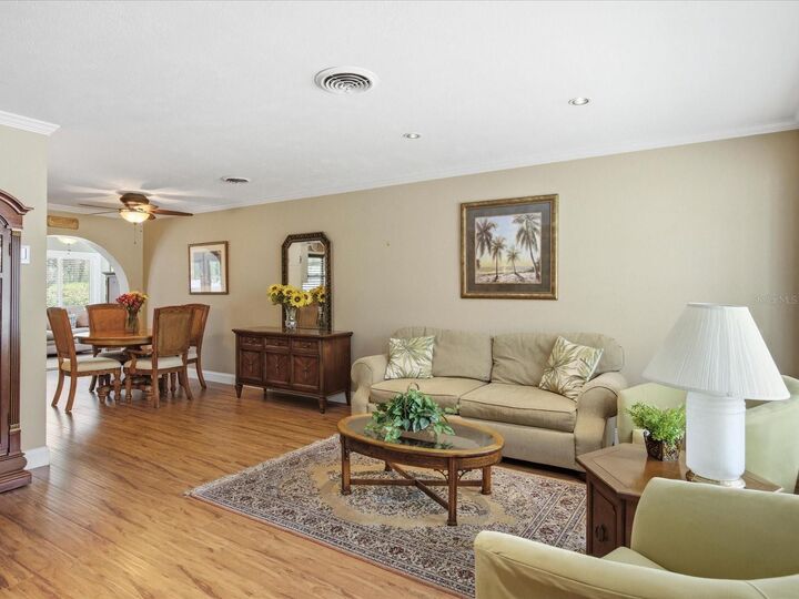 Property Photo:  616 Fitzwalter Drive  FL 32792 