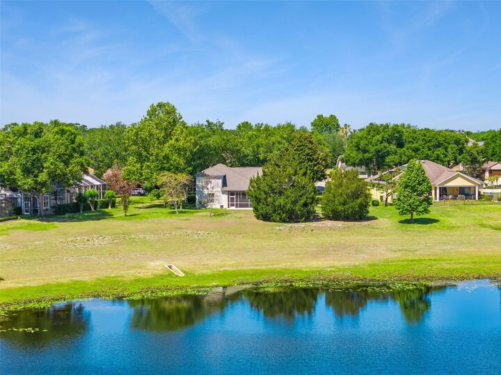 Property Photo:  2347 Warren Woods Drive  FL 32835 