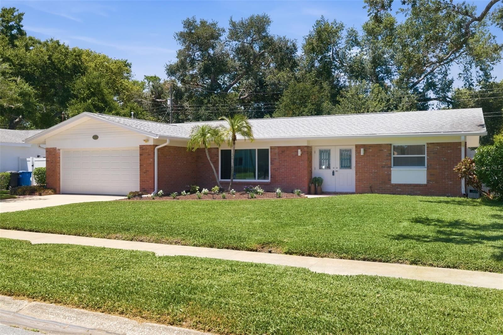 Property Photo:  6477 33rd Avenue N  FL 33710 