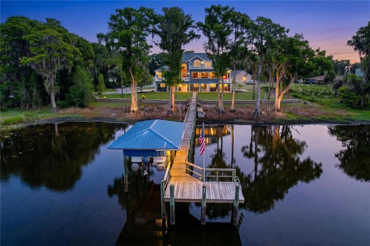 Property Photo:  1360 S Waterview Drive  FL 34450 