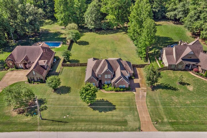 Property Photo:  360 Estate Dr  TN 38028 