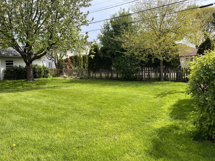 Property Photo:  6707 N Keating Avenue  IL 60712 