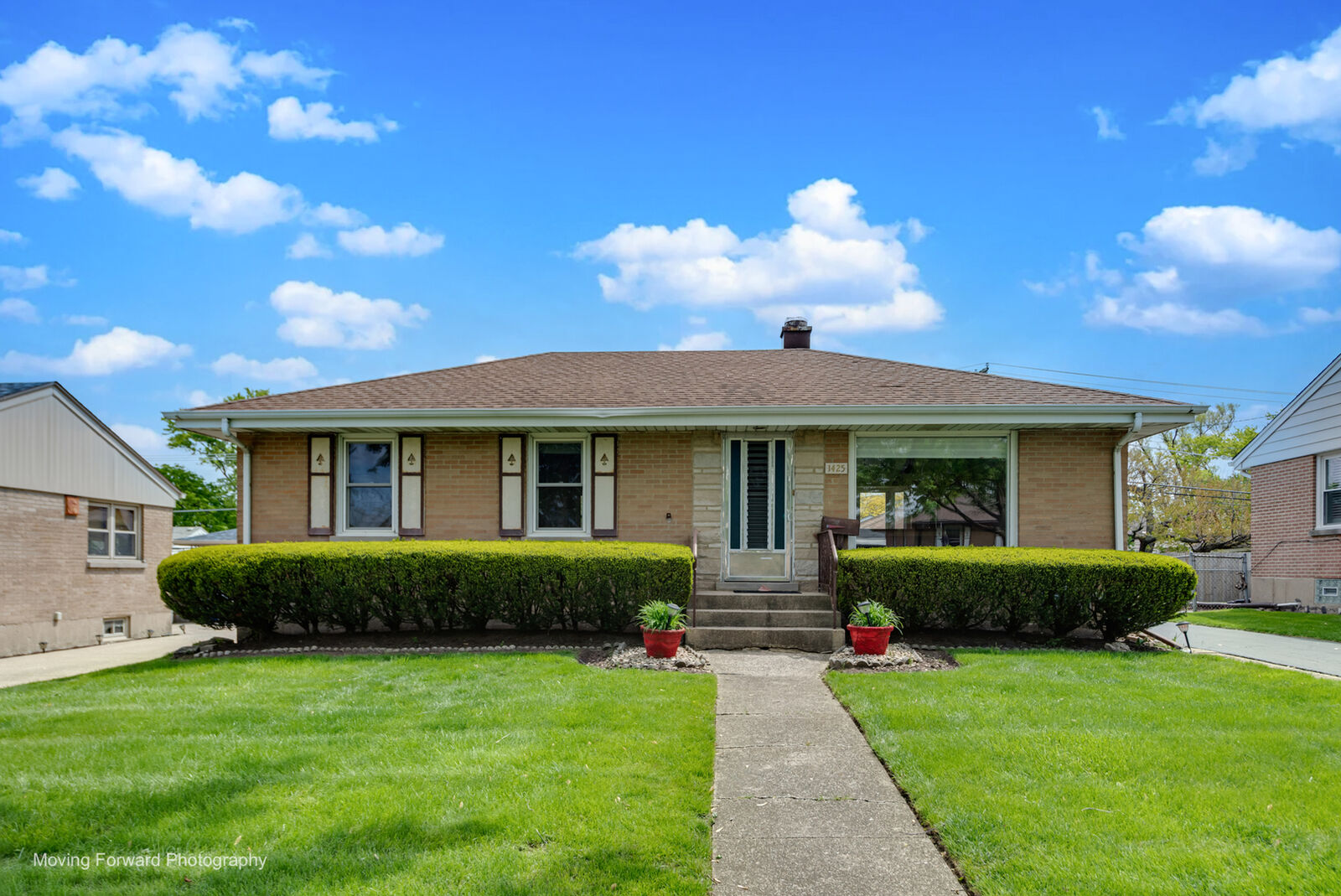 Property Photo:  1425 Atwood Avenue  IL 60163 