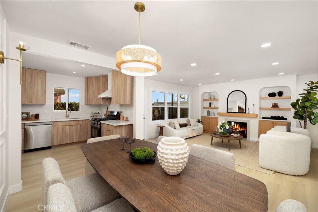 Property Photo:  2308 W 117th  CA 90250 