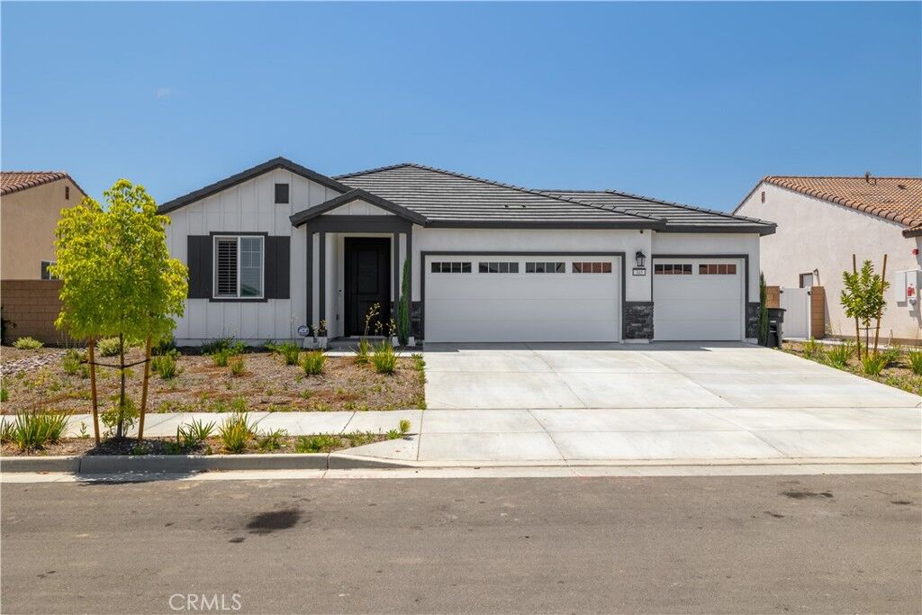 Property Photo:  345 Charlton Street  CA 92570 