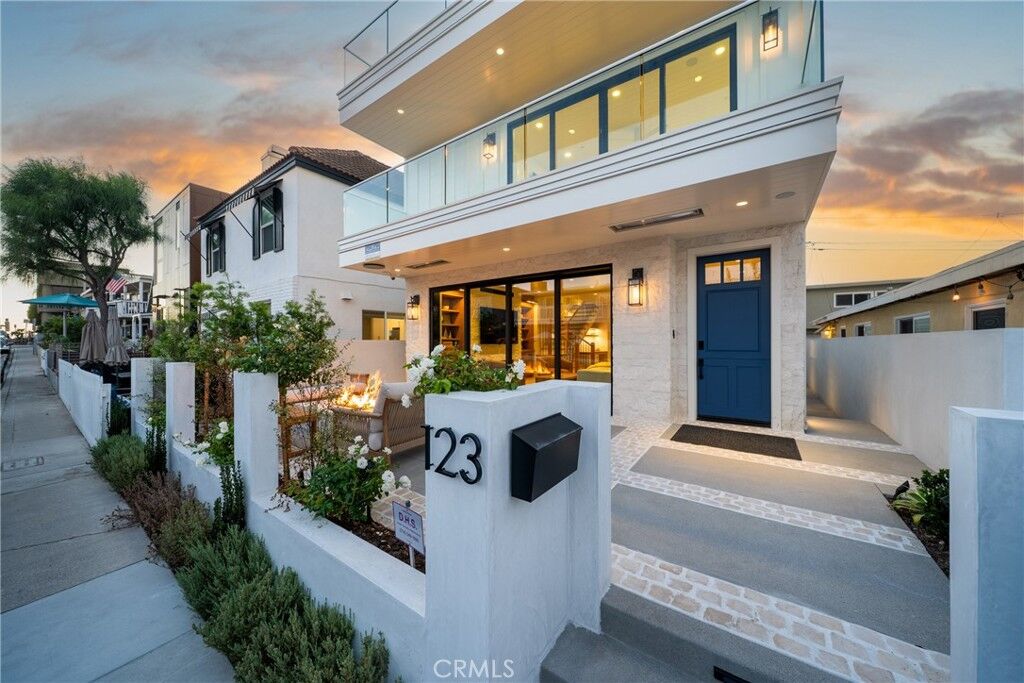 Property Photo:  123 44th Street  CA 92663 