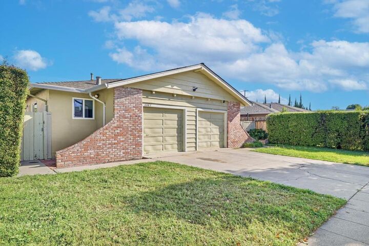 Property Photo:  39653967 Bismarck Drive  CA 95130 
