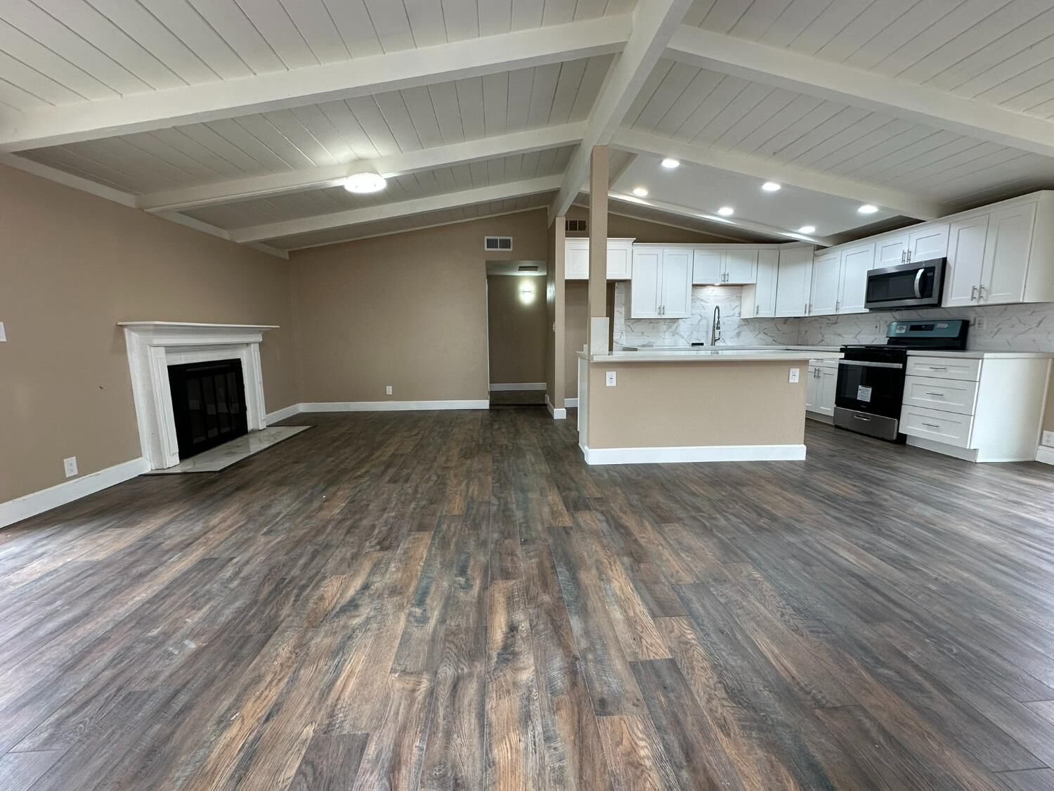 Property Photo:  6111 Brea Avenue  CA 95207 