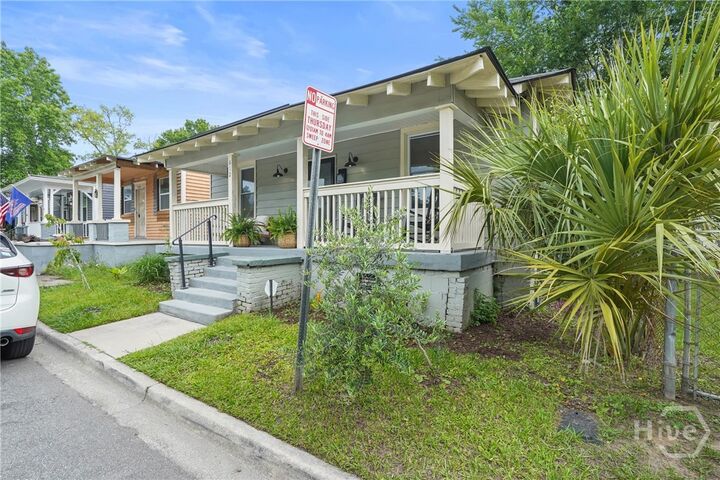 Property Photo: 612 E 34th Street GA 31401