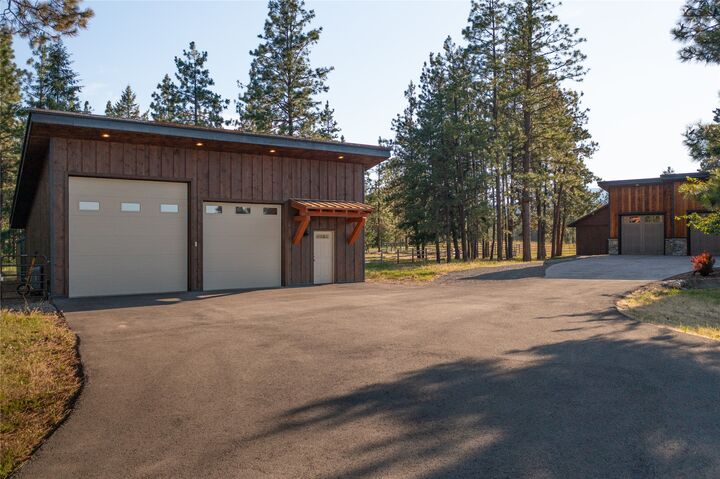 Property Photo:  401 Boulder Lane  MT 59917 