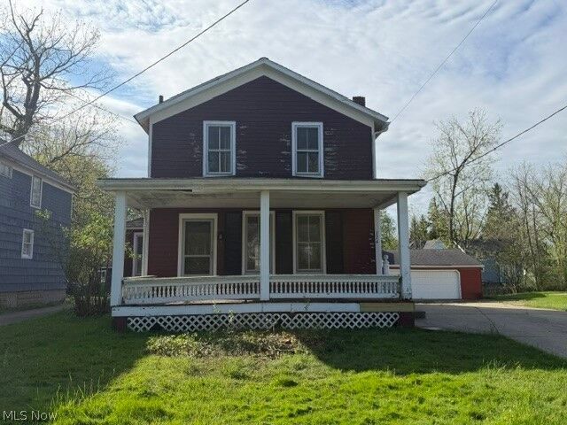 Property Photo:  174 Columbus Street  OH 44146 
