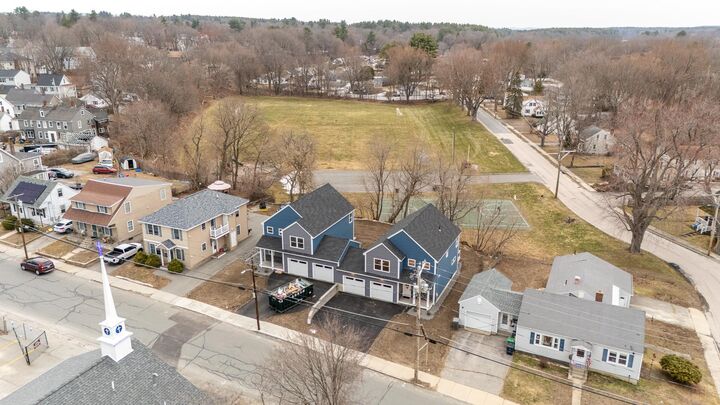 Property Photo:  106 Lock Street  NH 03064 