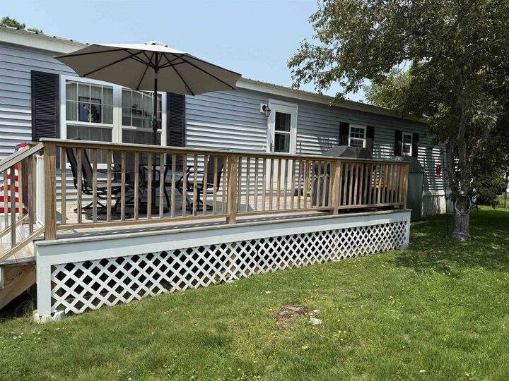 Property Photo:  8 Sir Lancelot Drive  NH 03833 