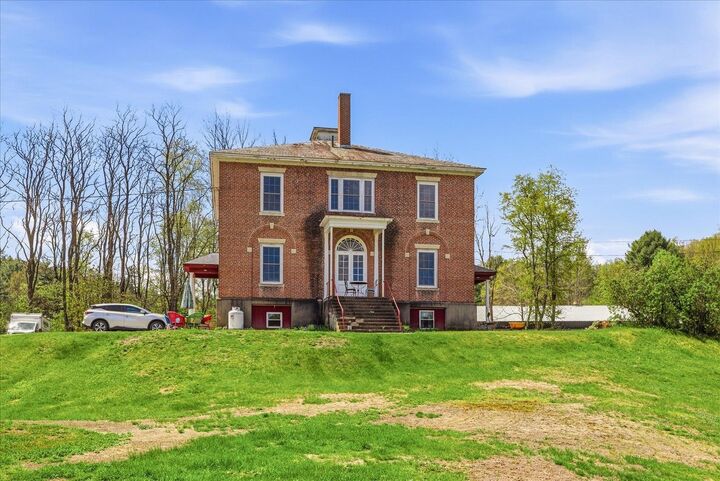 Property Photo:  406 Back Ashuelot Road  NH 03441 