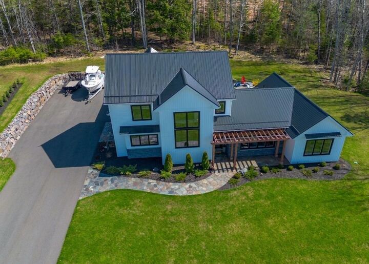 Property Photo:  18 Mount Vincent Drive  NS B4N 0M2 