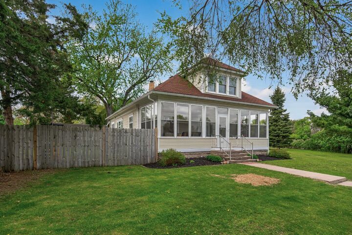 Property Photo: 419 Norfolk Avenue NW MN 55330