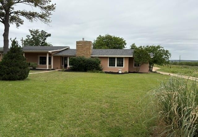 Property Photo:  623 N 2353 Road  TX 76449 