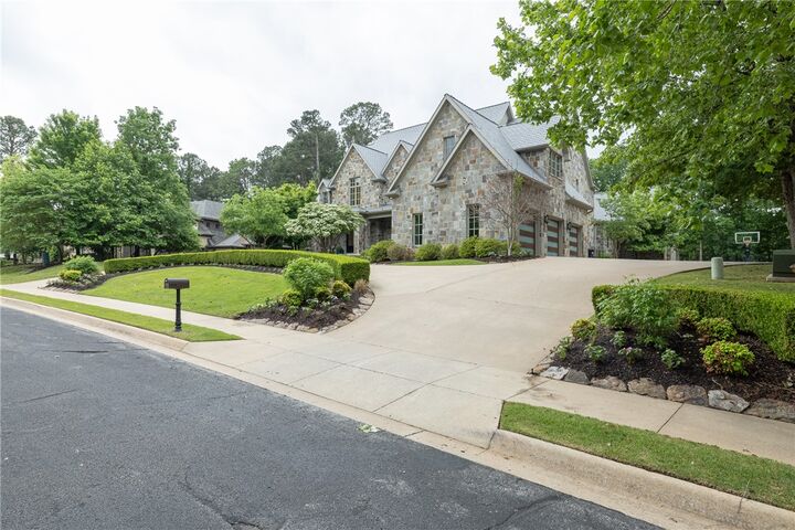 Property Photo:  4958 S Prestwick Circle  AR 72704 