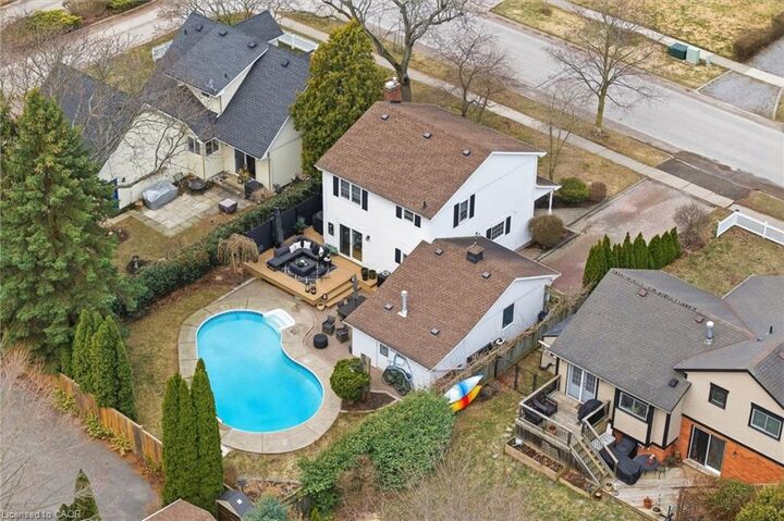 Property Photo:  620 Charlotte Street  ON L0S 1J0 