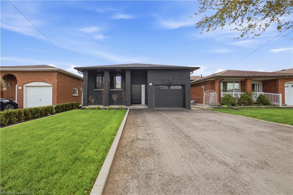 Property Photo:  146 Kenora Avenue Upper Level  ON L8E 3N7 