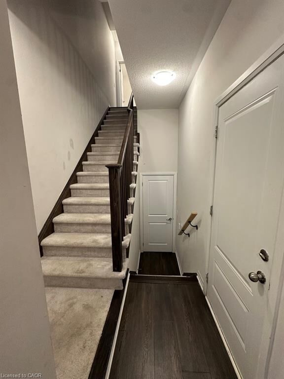 Property Photo:  585 Colborne Street E 106  ON N3S 3P7 