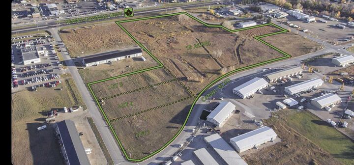 Property Photo:  385 Canal Avenue  AB T1P 0C4 