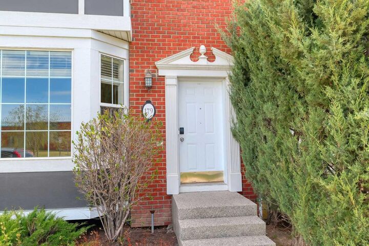 Property Photo:  179 Rainbow Falls Drive  AB T1X 0A7 