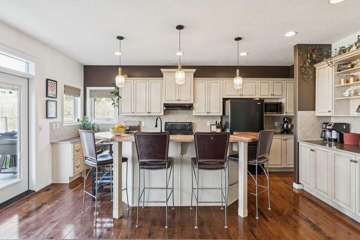 Property Photo:  444 Royal Oak Circle NW  AB T3G 4X8 