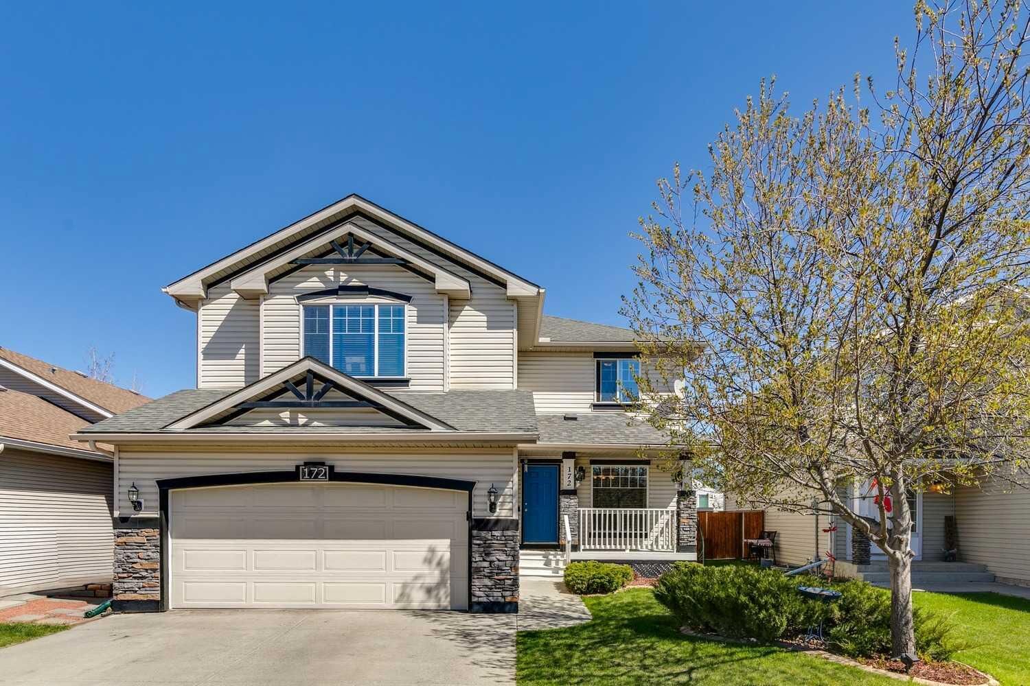 Property Photo:  172 West Lakeview Circle  AB T1X 1H7 