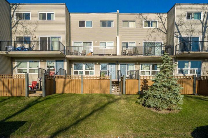 Property Photo:  3615B 49 Street NW 110  AB T3A 0G2 