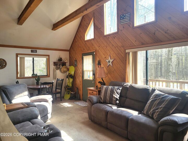 Property Photo:  630 Maxatawny Drive  PA 18347 