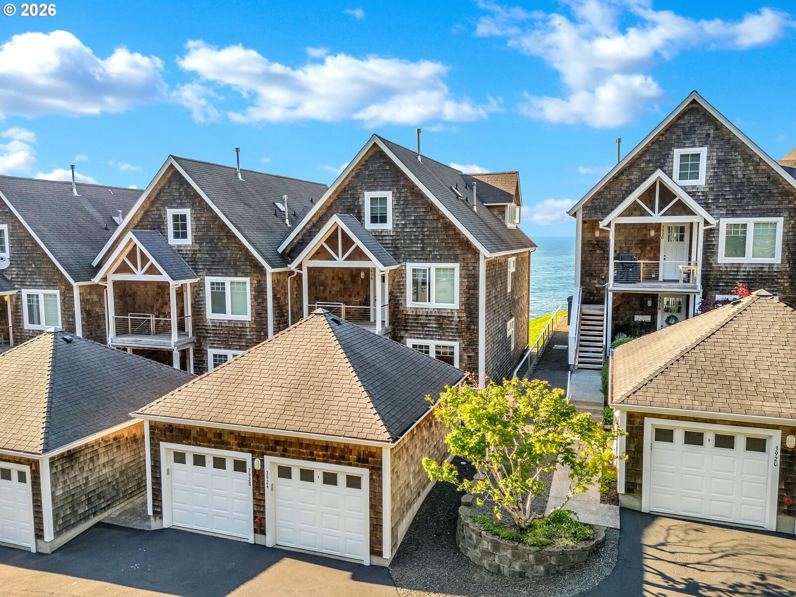 Property Photo:  3924 Sunset Blvd B101  OR 97138 