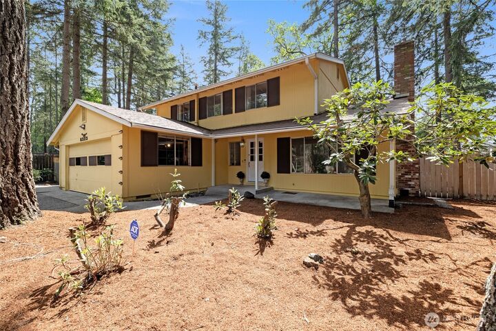 Property Photo:  6323  89th Avenue W  WA 98467 