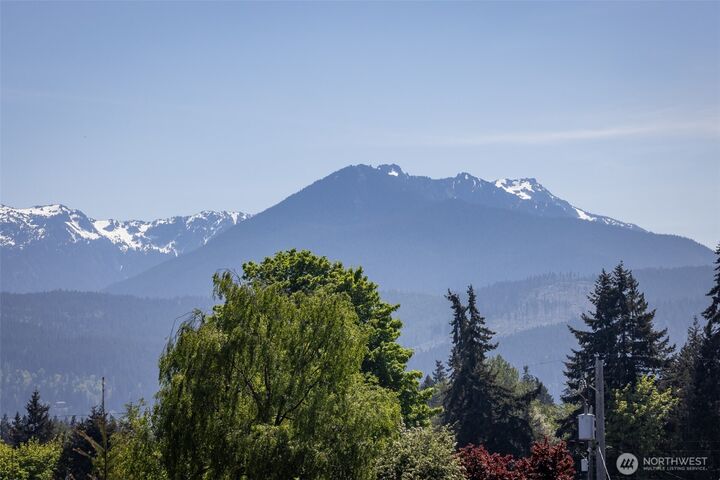 Property Photo: 905 W 11th Street WA 98363